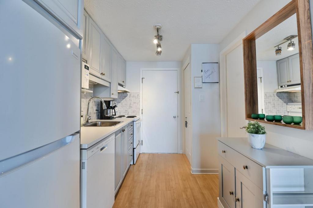O'Berge Du Village C304 - Bord De L'Eau Magog ภายนอก รูปภาพ