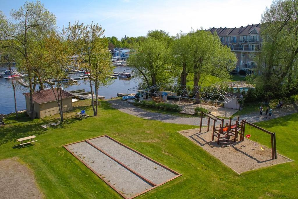 O'Berge Du Village C304 - Bord De L'Eau Magog ภายนอก รูปภาพ