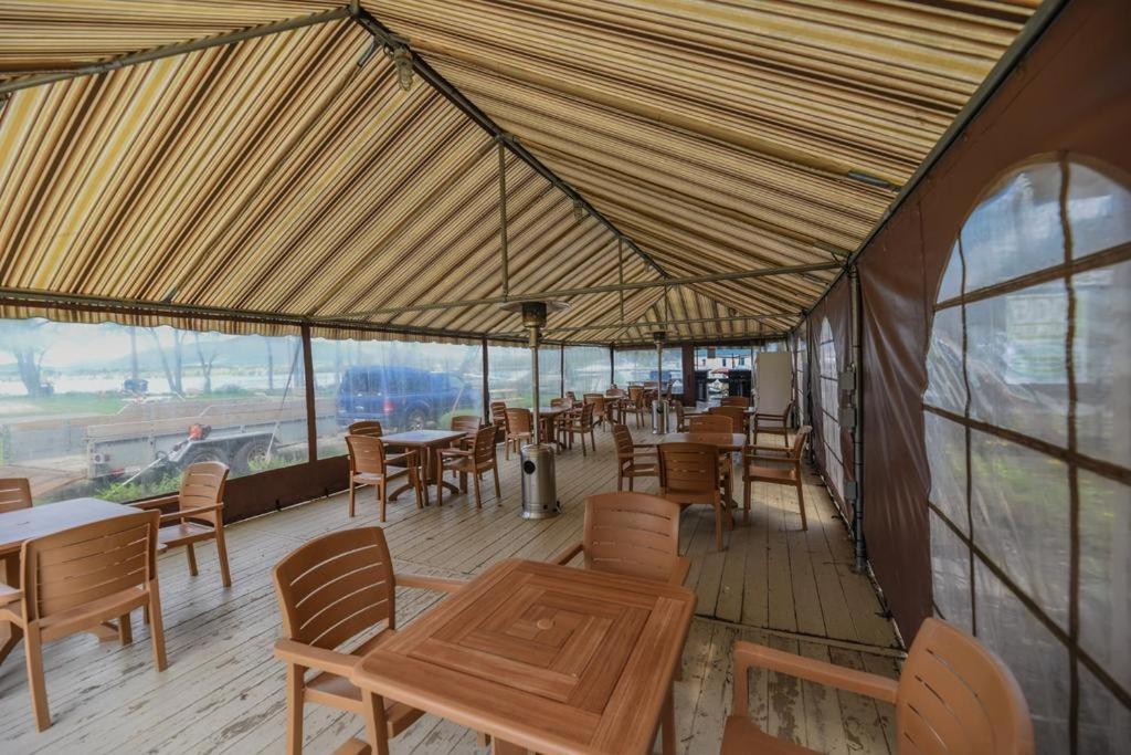 O'Berge Du Village C304 - Bord De L'Eau Magog ภายนอก รูปภาพ
