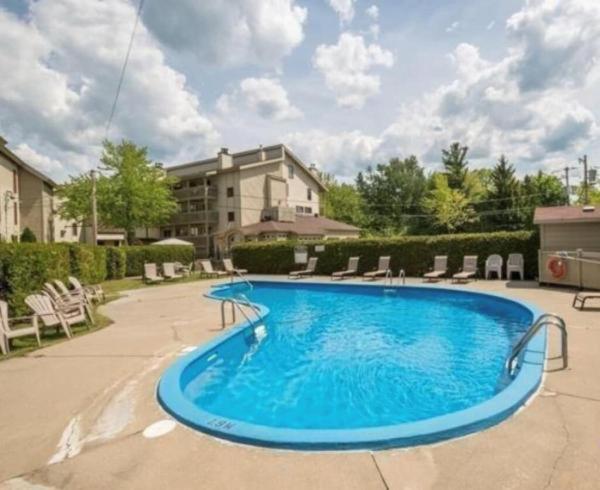 O'Berge Du Village C304 - Bord De L'Eau Magog ภายนอก รูปภาพ